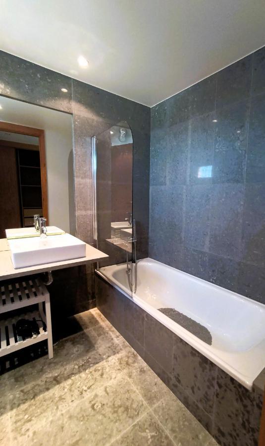 Modern Marina Apartment Lagos Luaran gambar